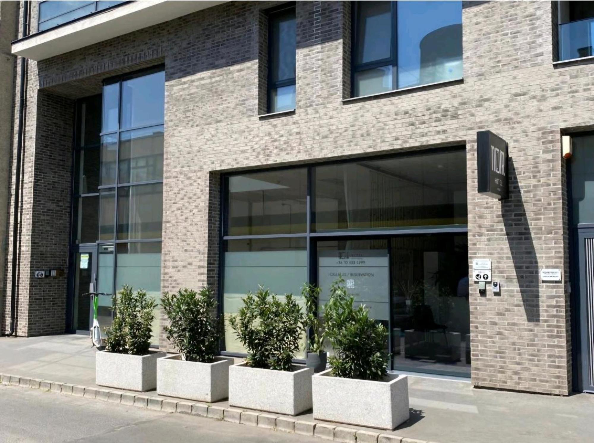 Noir Gold Penthause - Szeged Apartment Exterior photo